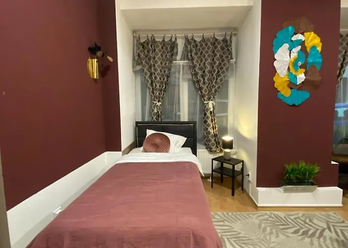 Allaga Center * Budapeşte