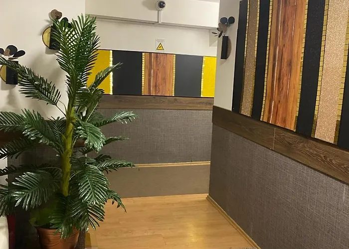 Allaga Center * Budapeşte